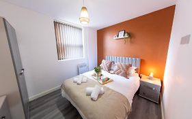 Cosy 1 Bed In Stockport Centre